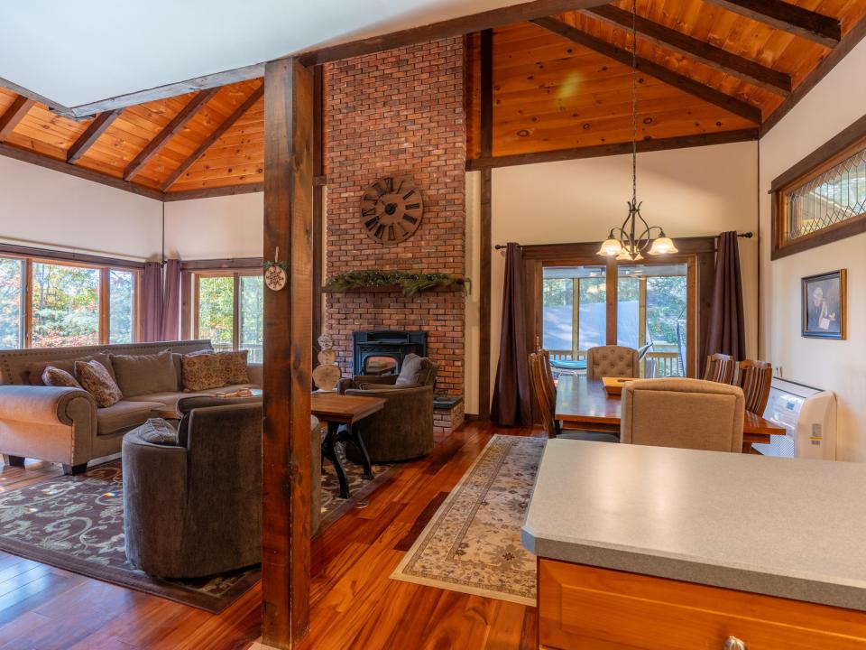 120 Riverside Dr SL-27