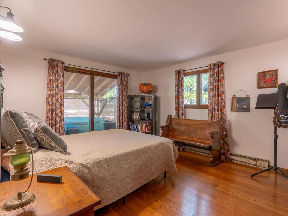 120 Riverside Dr SL-28