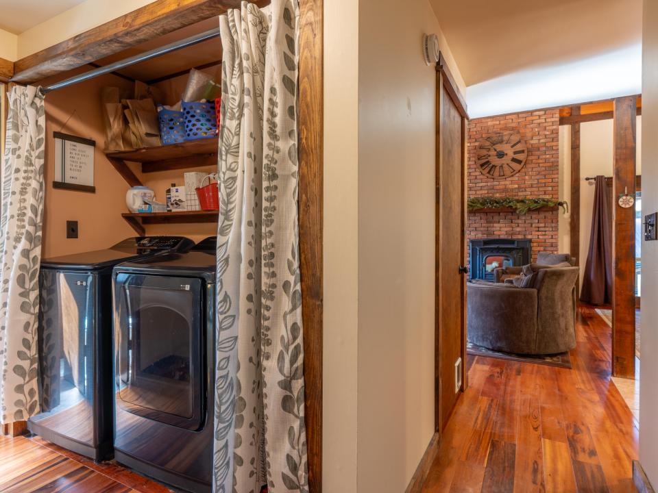 120 Riverside Dr SL-32