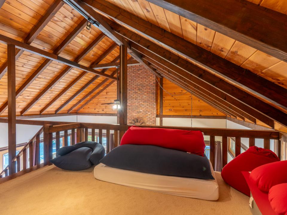 120 Riverside Dr SL-37