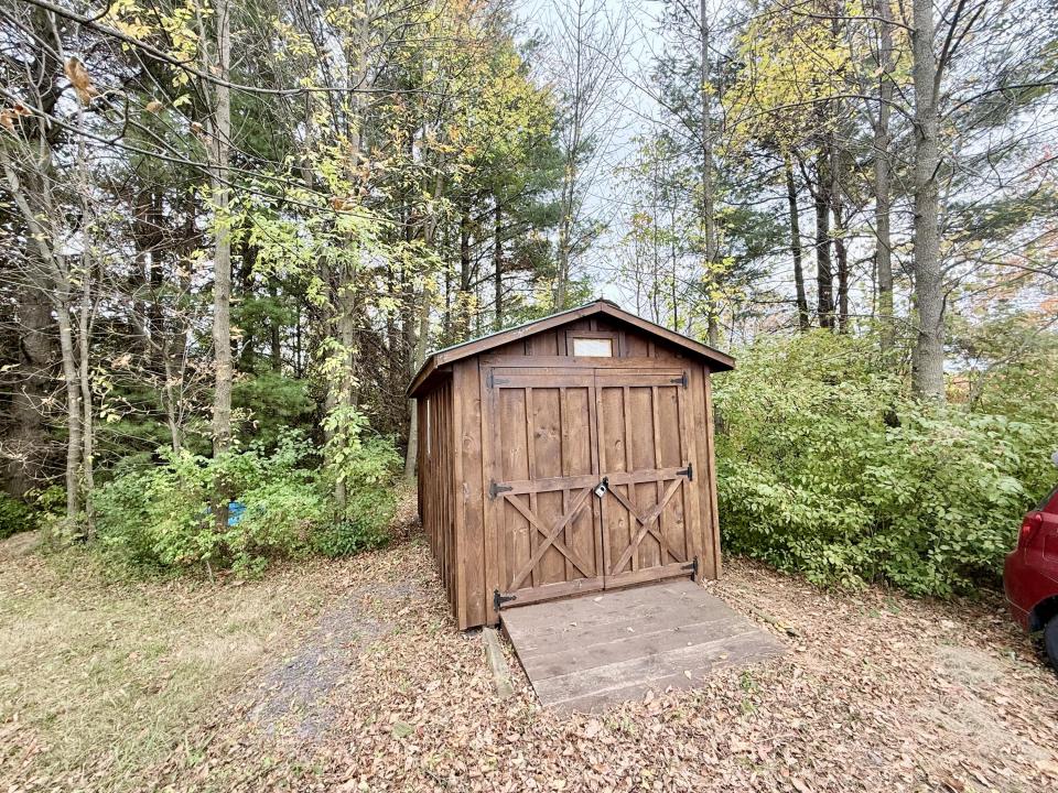 Amish shed