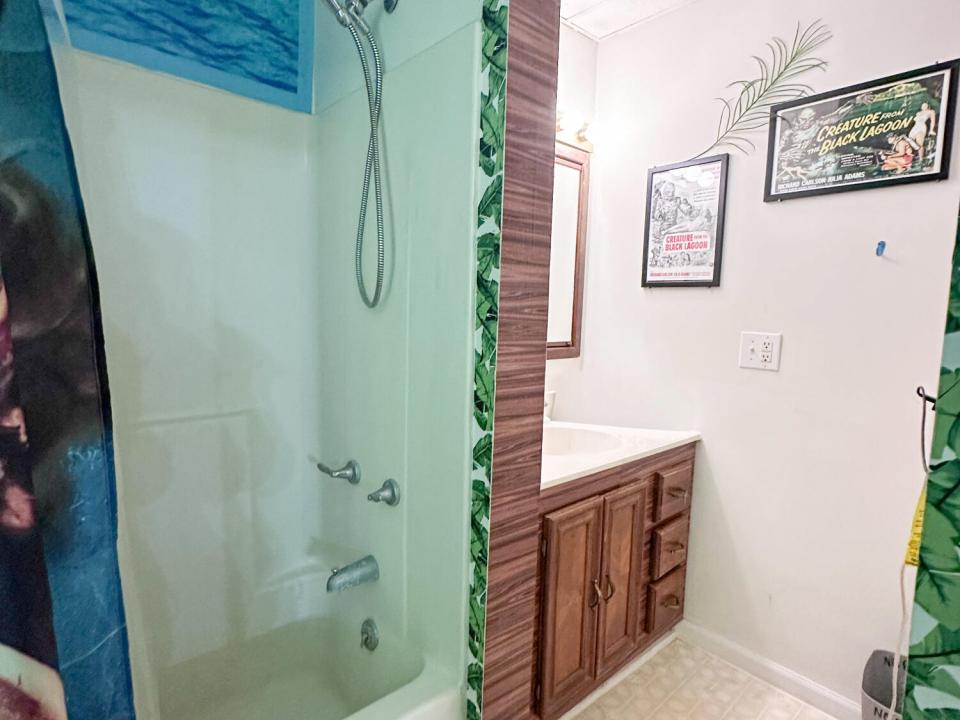 Bathroom Downstairs Unit