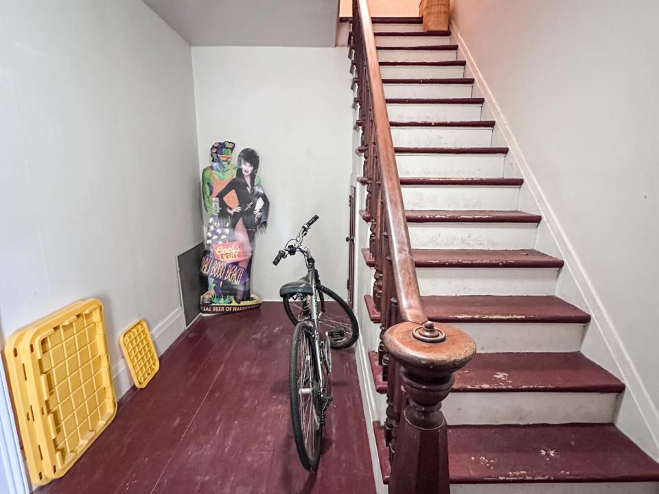 Entry For Both Apartments