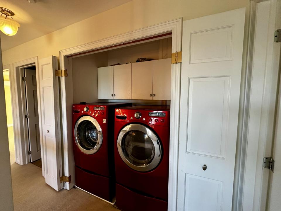 Loft Space - Laundry Space