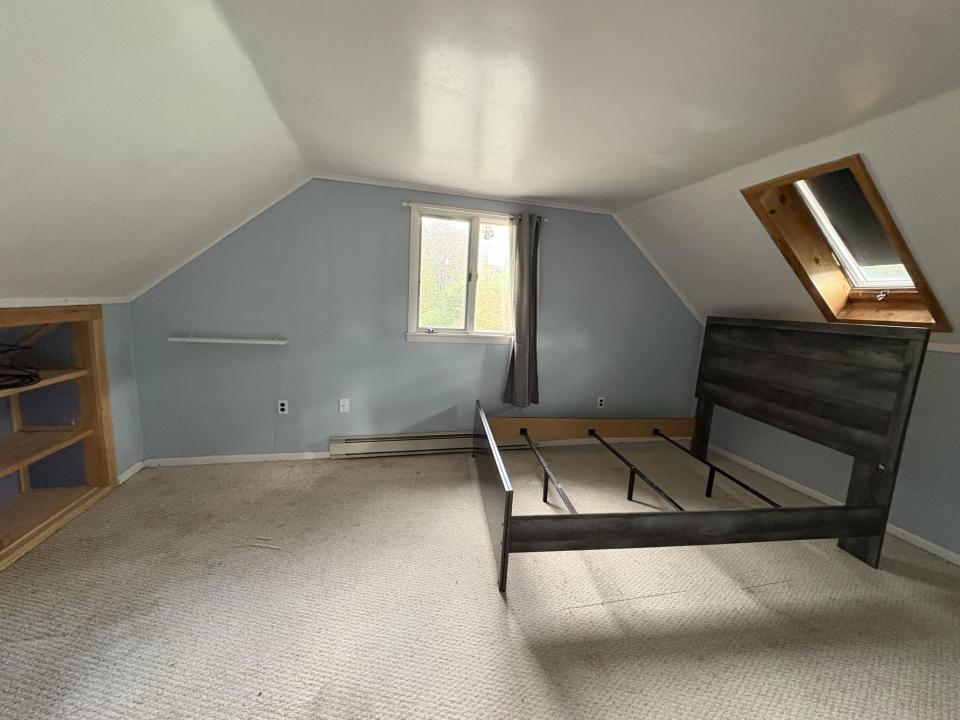 upstairs bedroom #2