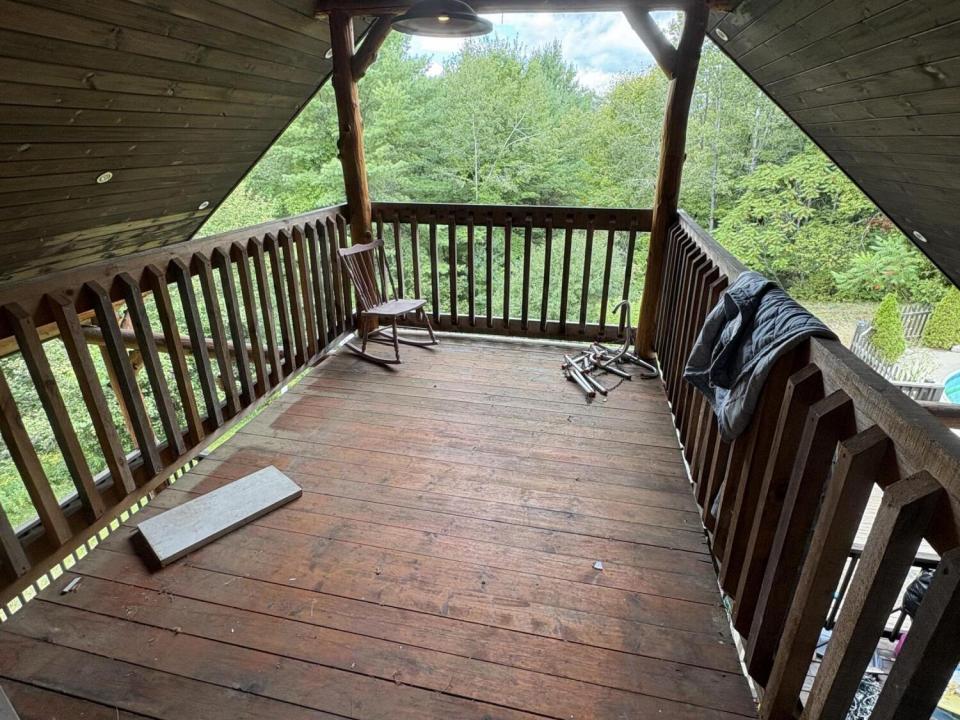 upstairs bedroom walkout balcony