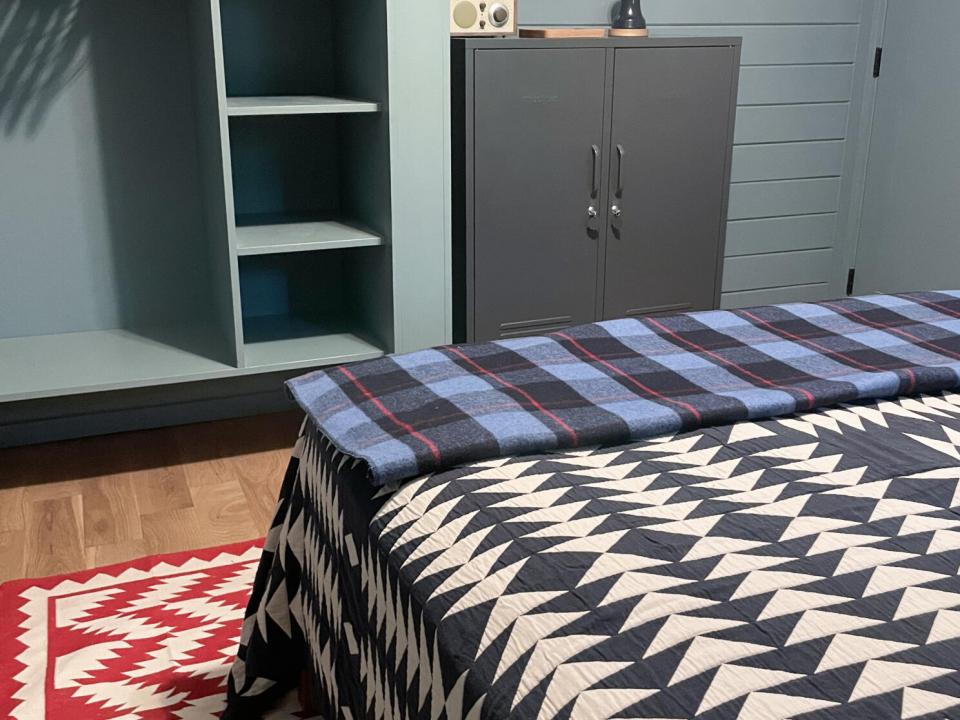 Antlerbluebed2