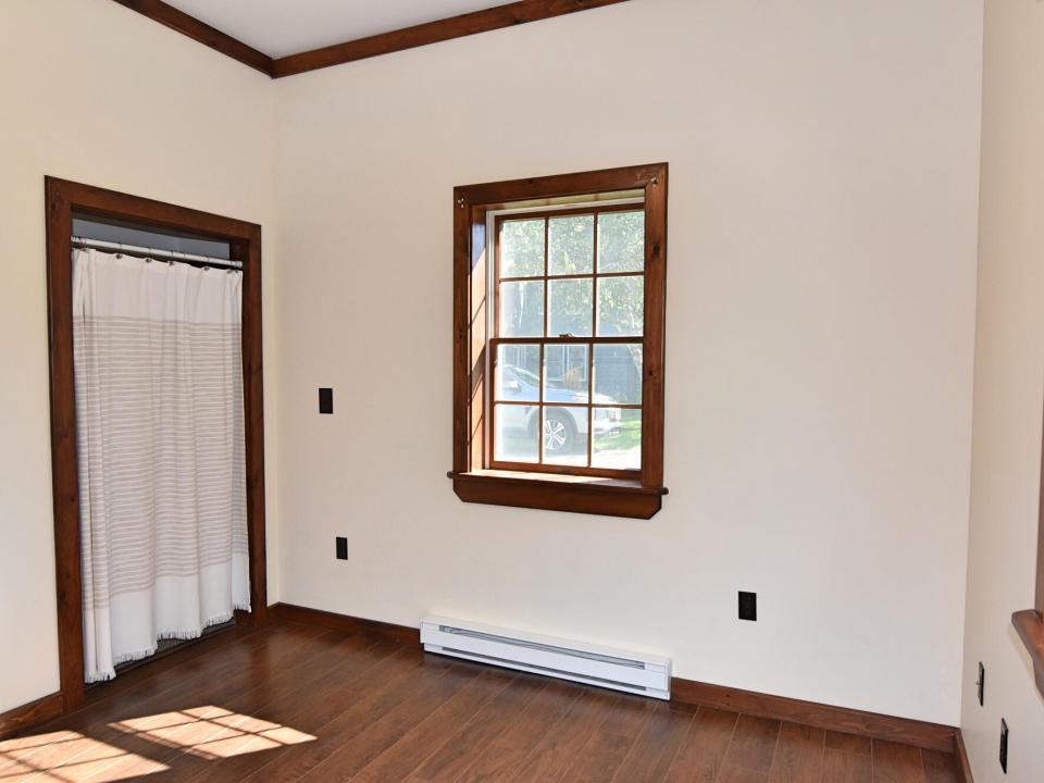 Bedroom 1 (3)