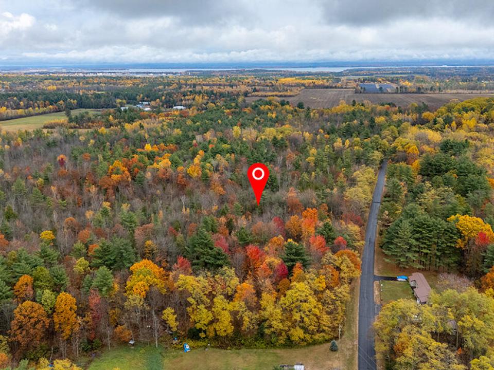 SchuylerFallsLot_A_Lot_Side_LakeChamplai