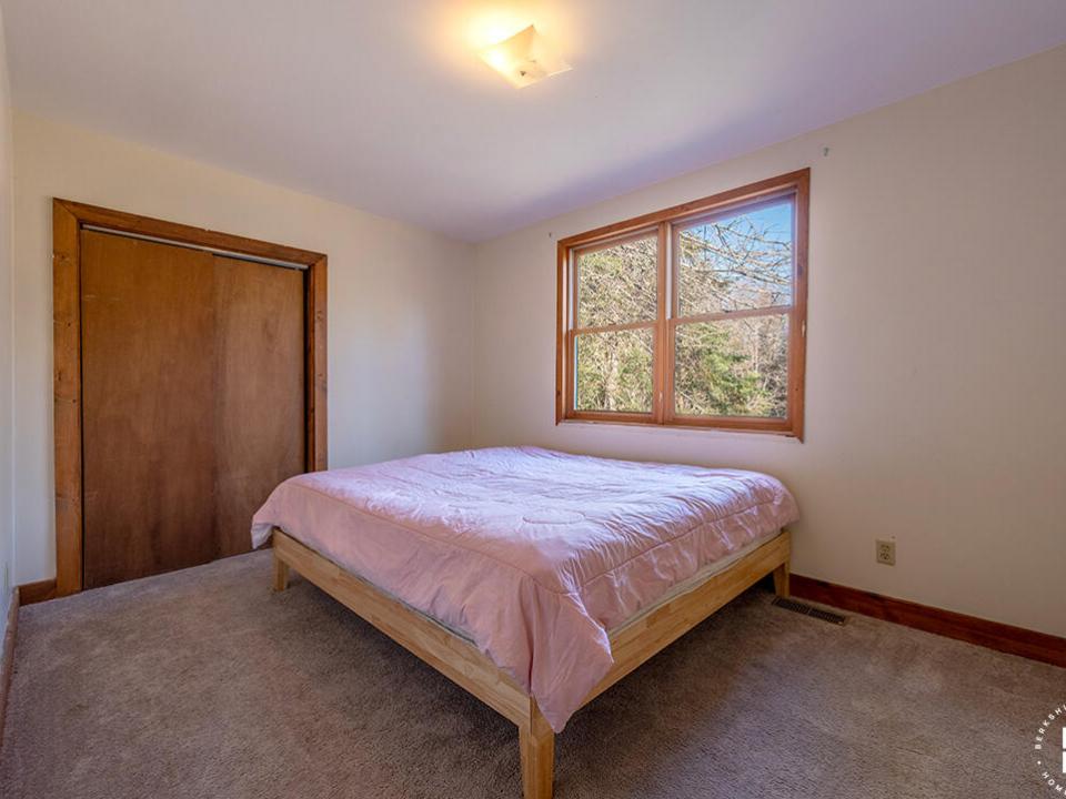 HomeInRainbowLake_Bedroom3