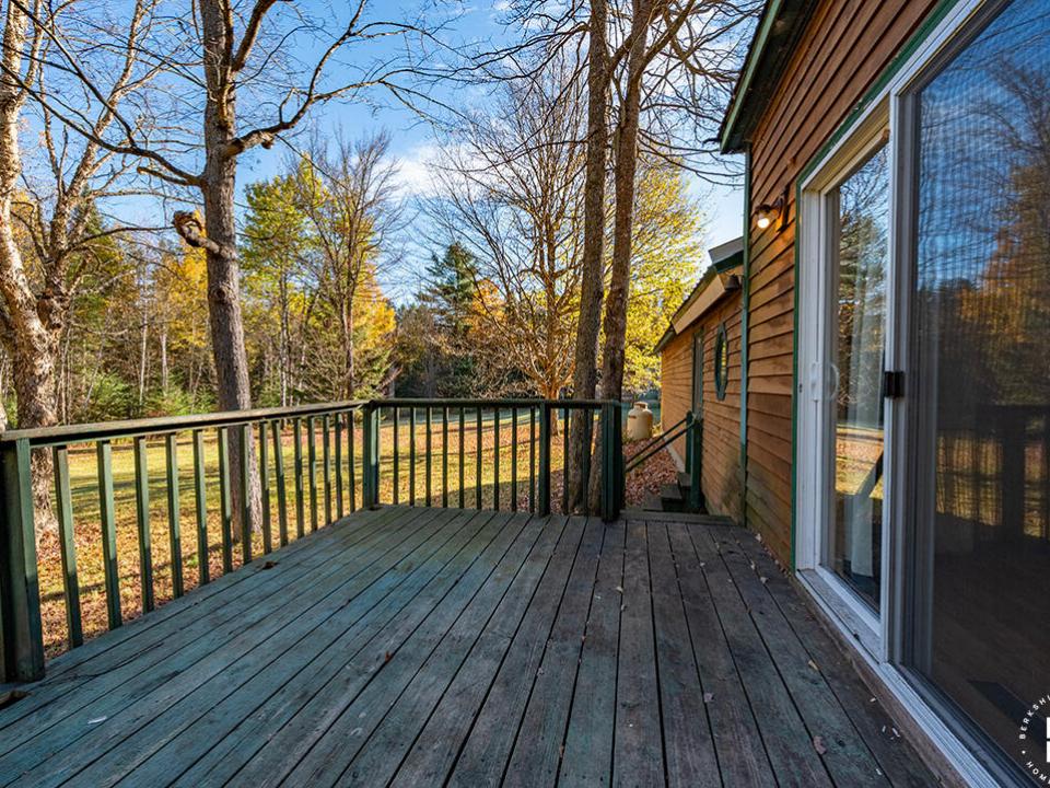 HomeInRainbowLake_Deck