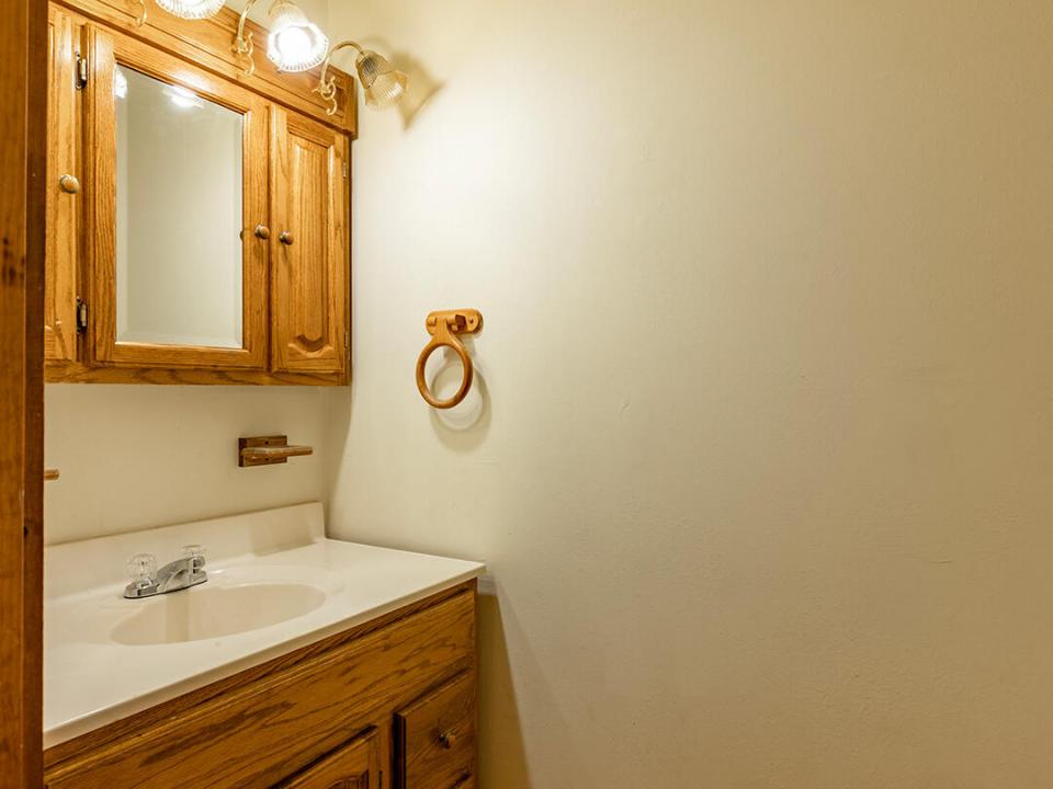 HomeInRainbowLake_HalfBath