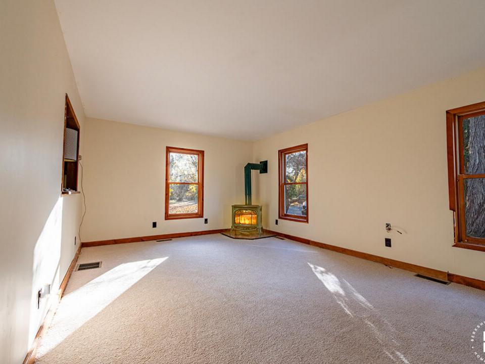 HomeInRainbowLake_LR_L