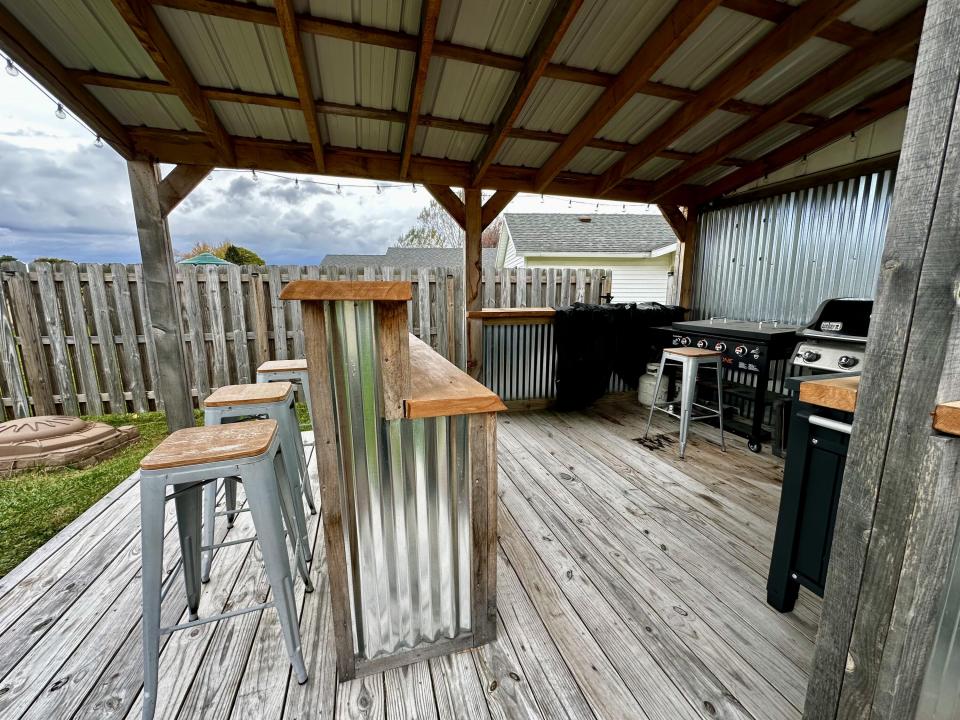 Patio & Pergola