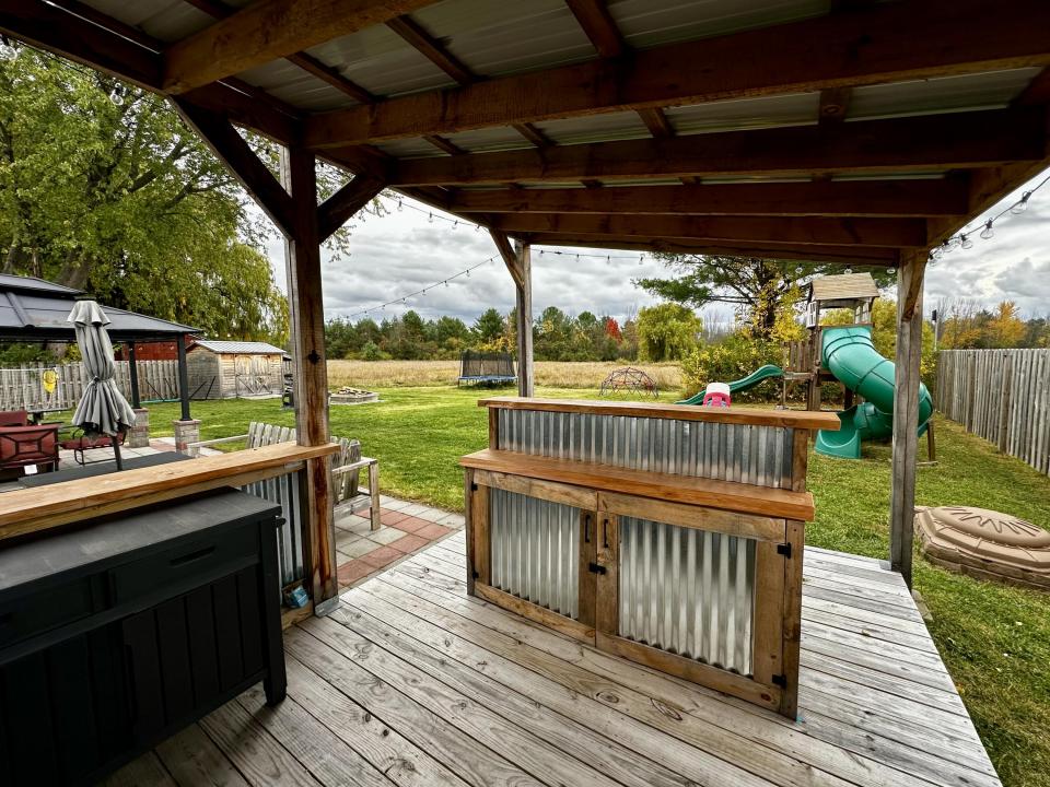 Patio & Pergola