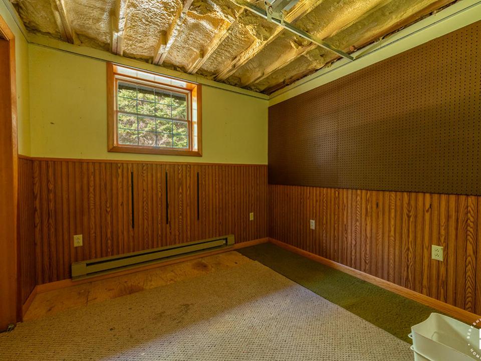 TupperLakeSplitLevel_MaintenanceRoom