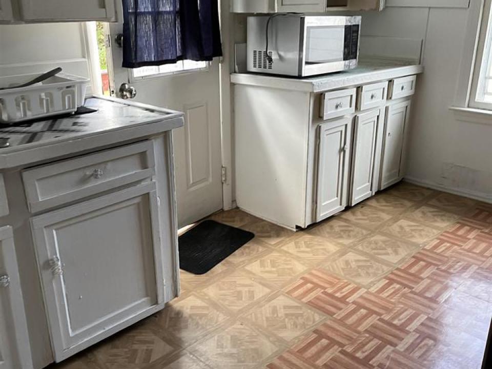 52050-93ed33af-4561-45ac-bdad-d446b3bbc8