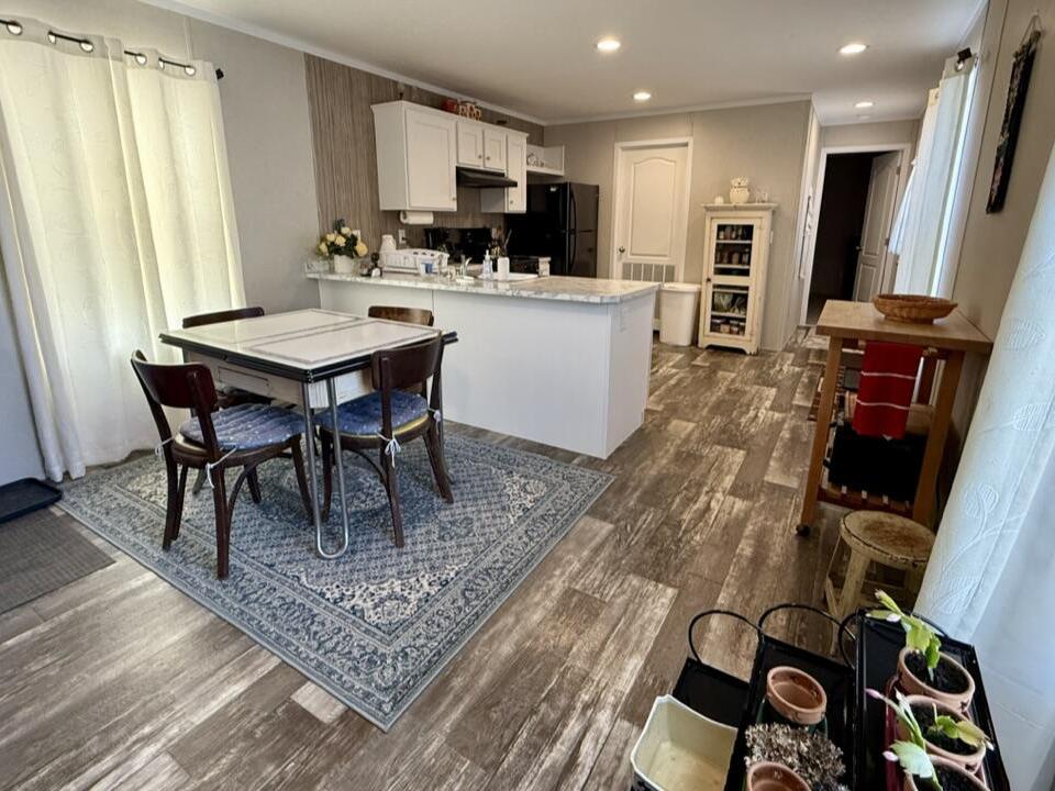 4488D2BC-612E-4D5D-8AE4-6631D8748EAE_1_1