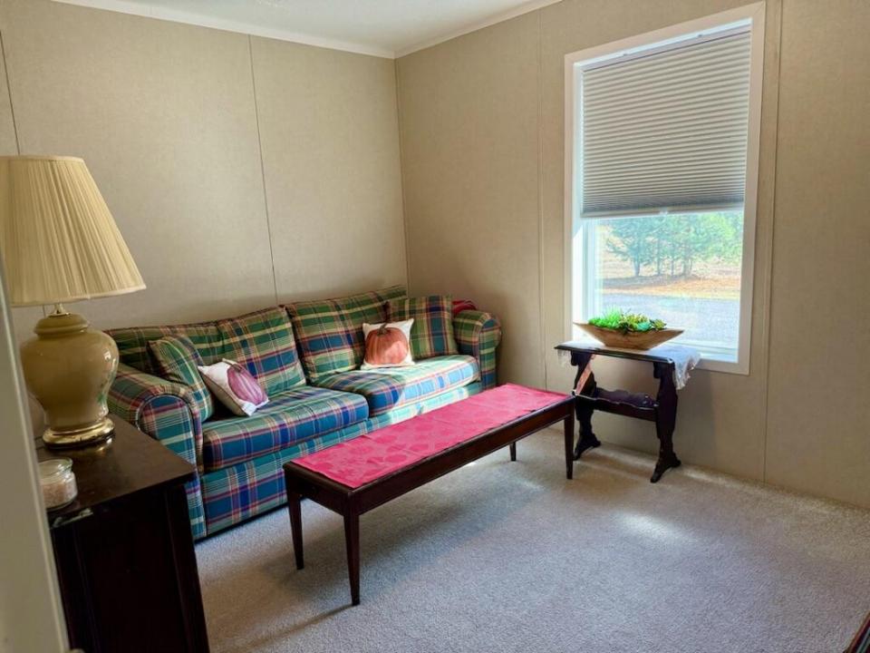 9671ACA5-6EA5-4D9E-8A15-8267EFD2A15B_1_1