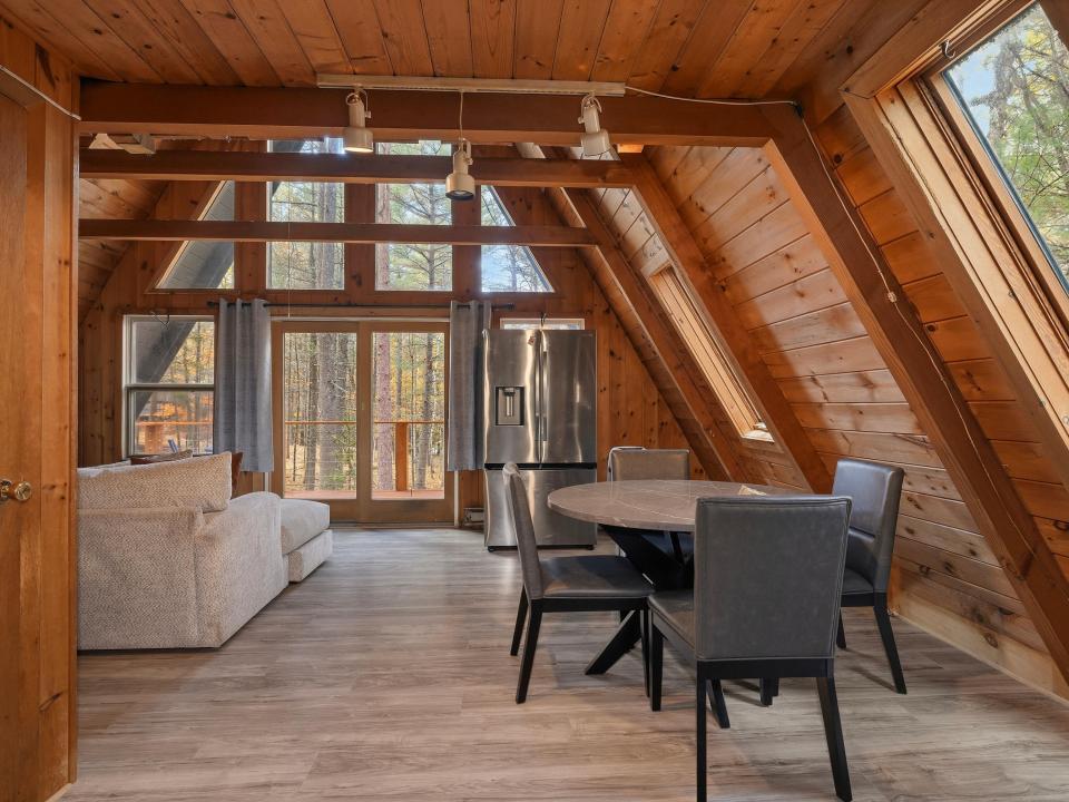 23-Red-Fox-Drive-Jay-NY-10