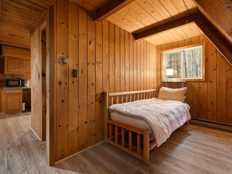 23-Red-Fox-Drive-Jay-NY-9