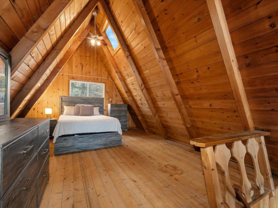 23-Red-Fox-Drive-Jay-NY-16