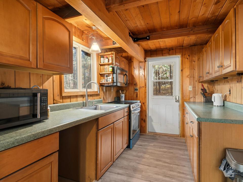 23-Red-Fox-Drive-Jay-NY-5