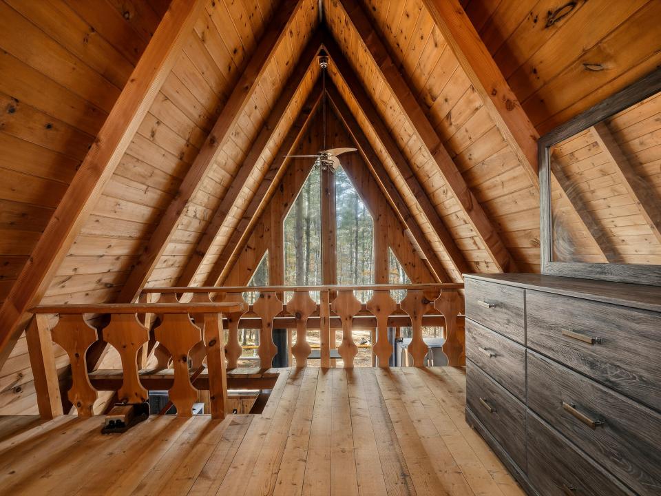 23-Red-Fox-Drive-Jay-NY-18