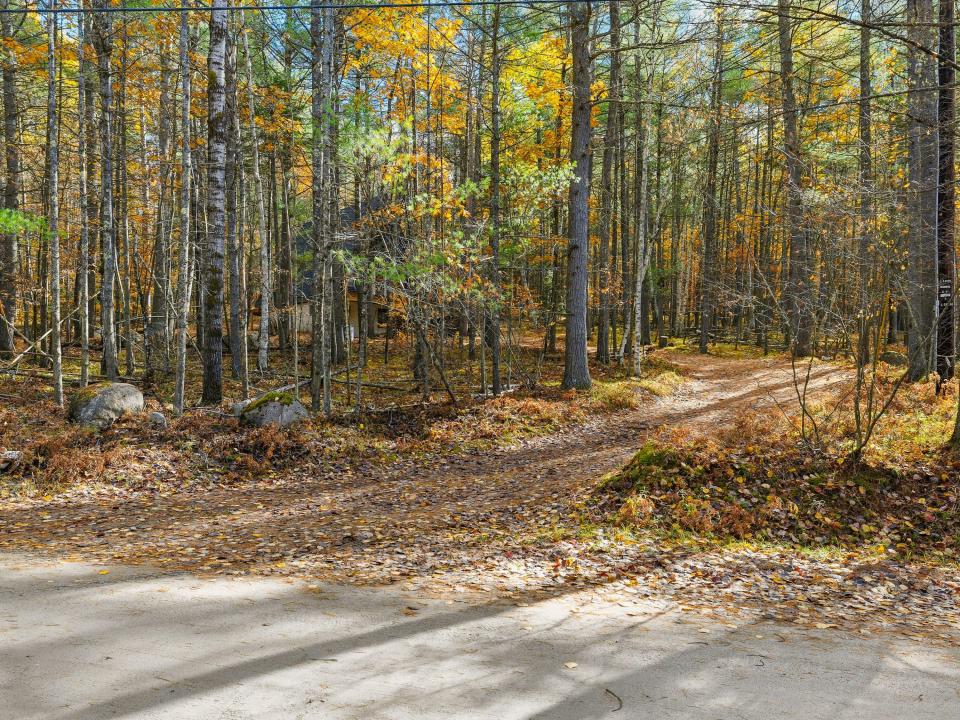 23-Red-Fox-Drive-Jay-NY-1