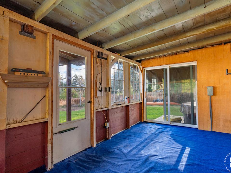 LakePlacidHomeOnOldMil_Sunporch_To_HotTu