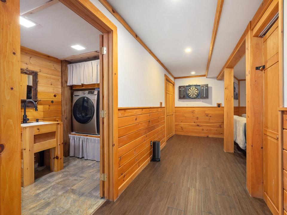 137-mountain-view-lane-wilmington-ny-129