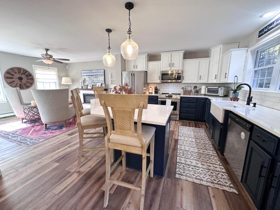 Kitchen & Living Room