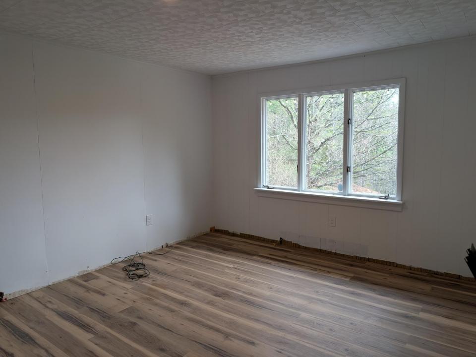 PXL_20260415_210127017
