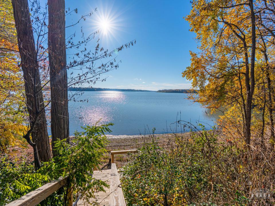 22 24 Hedge Row Crown Point Lot-15