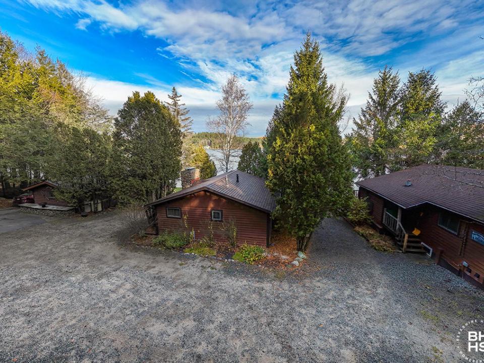 ColbyCabins_A_Exteriors_RS_WA