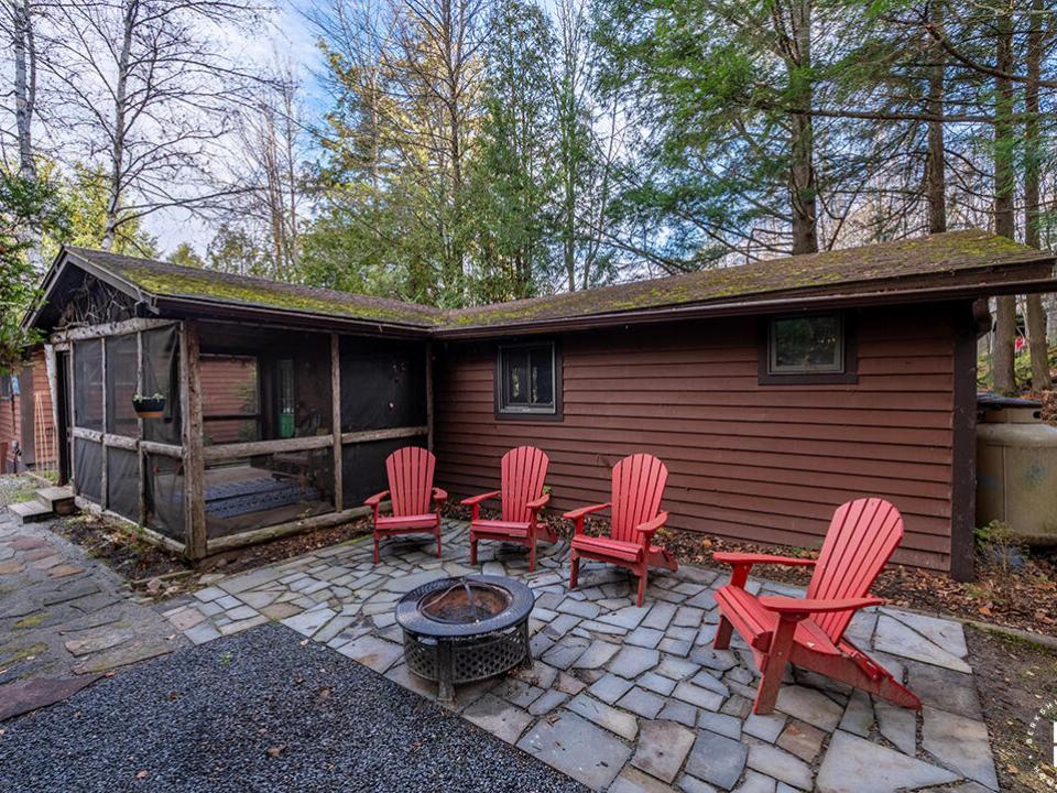 ColbyCabins_Fish_Patio