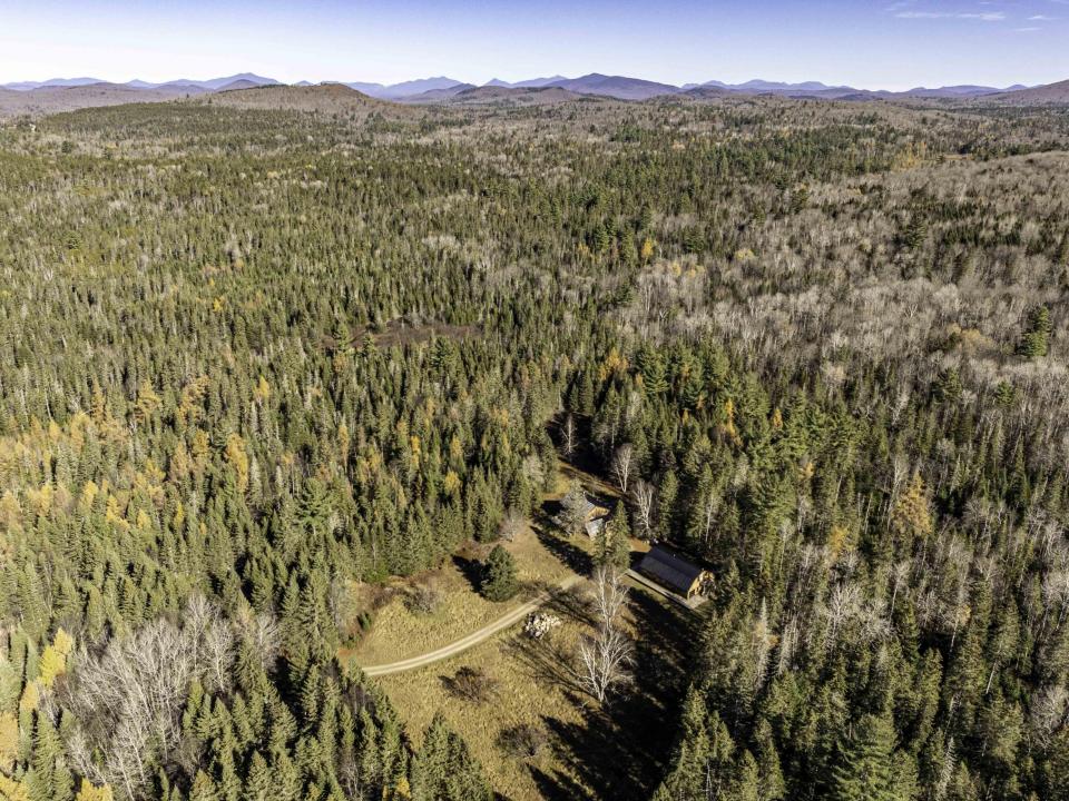 DJI_20251029121353_0201_D-HDR