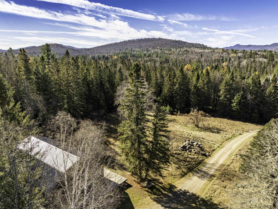 DJI_20251029121845_0261_D-HDR