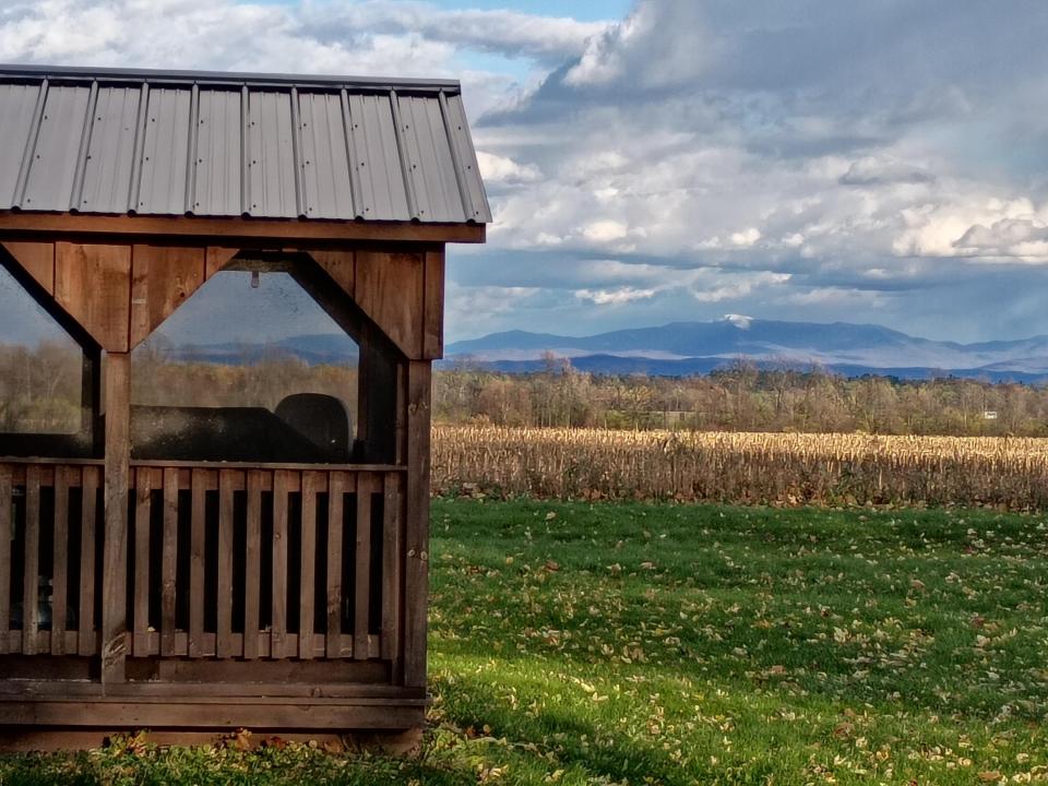 2428 Rte. 22 gazebo  and mountains