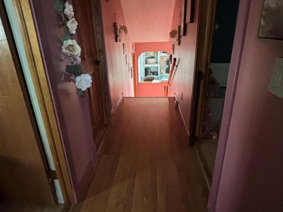 2428 Rte. 22 upstairs hallway