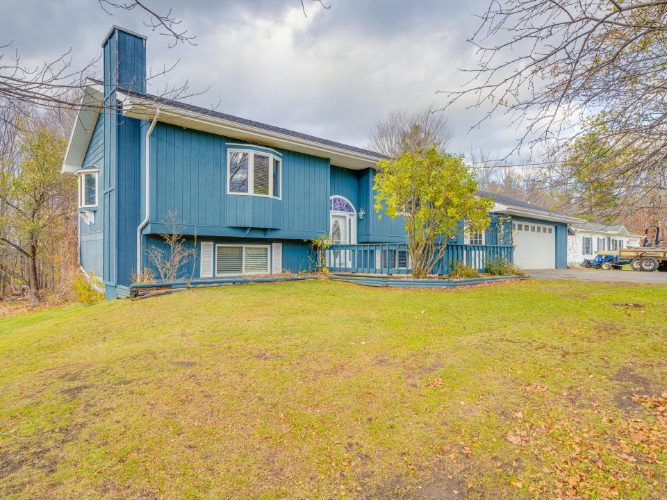 15 East Rounds St-17