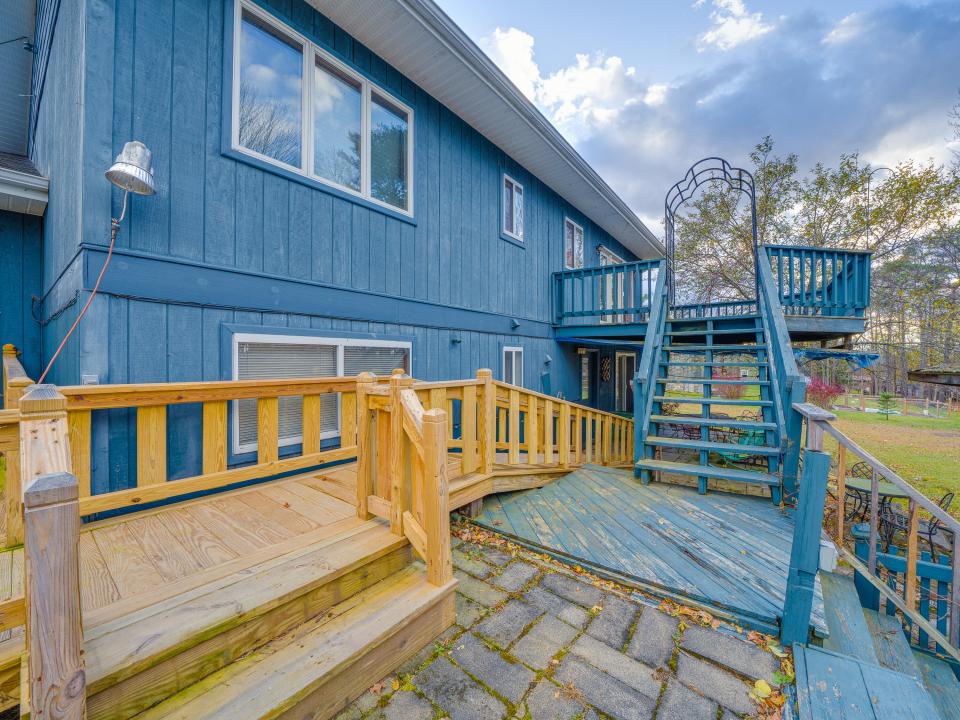 15 East Rounds St-28