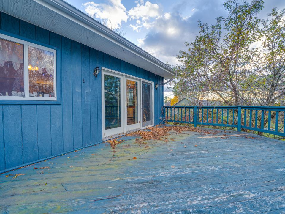 15 East Rounds St-29