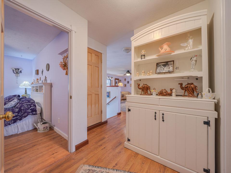 15 East Rounds St-44