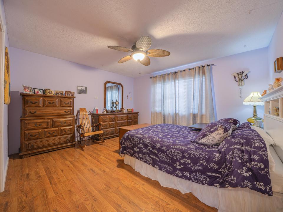 15 East Rounds St-45