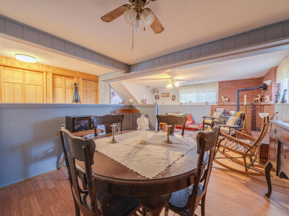 15 East Rounds St-61