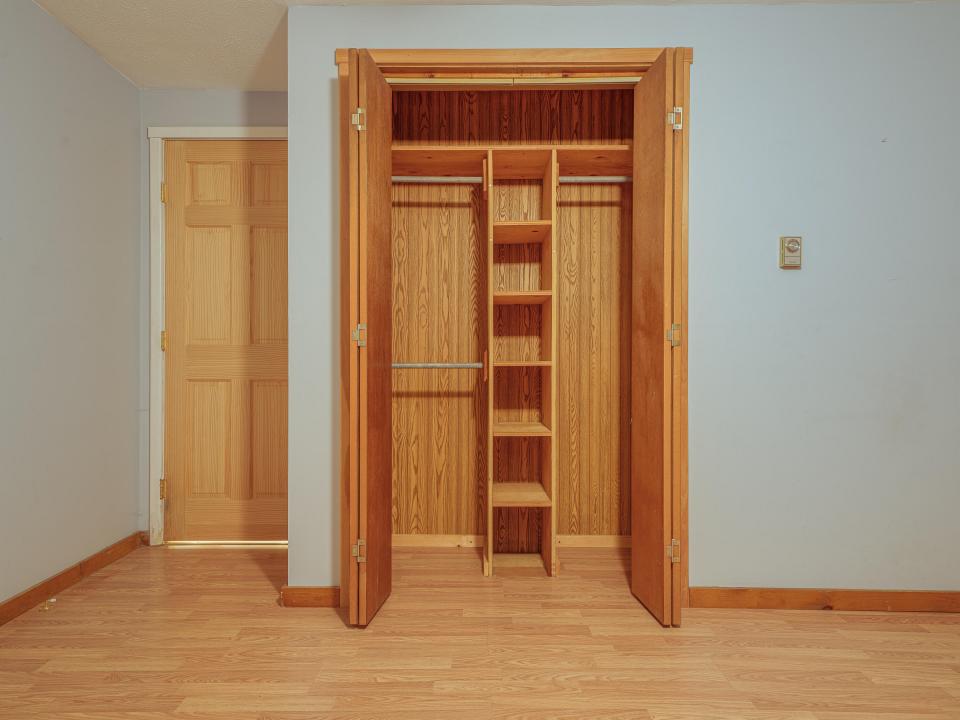 15 East Rounds St-66