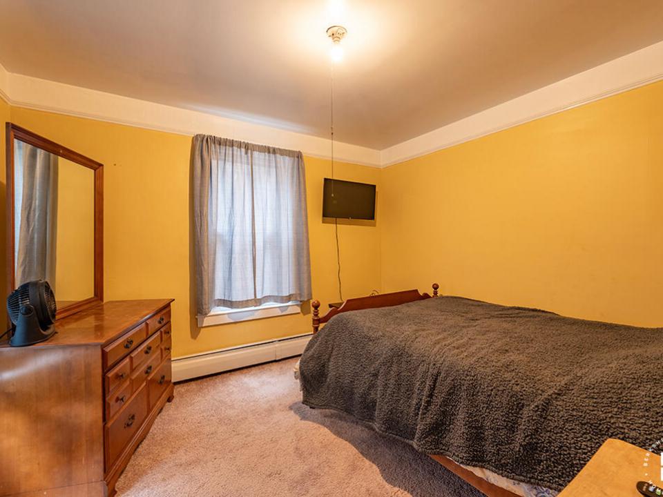 SaranacLakeHomeOnForestHillAve_Apartment