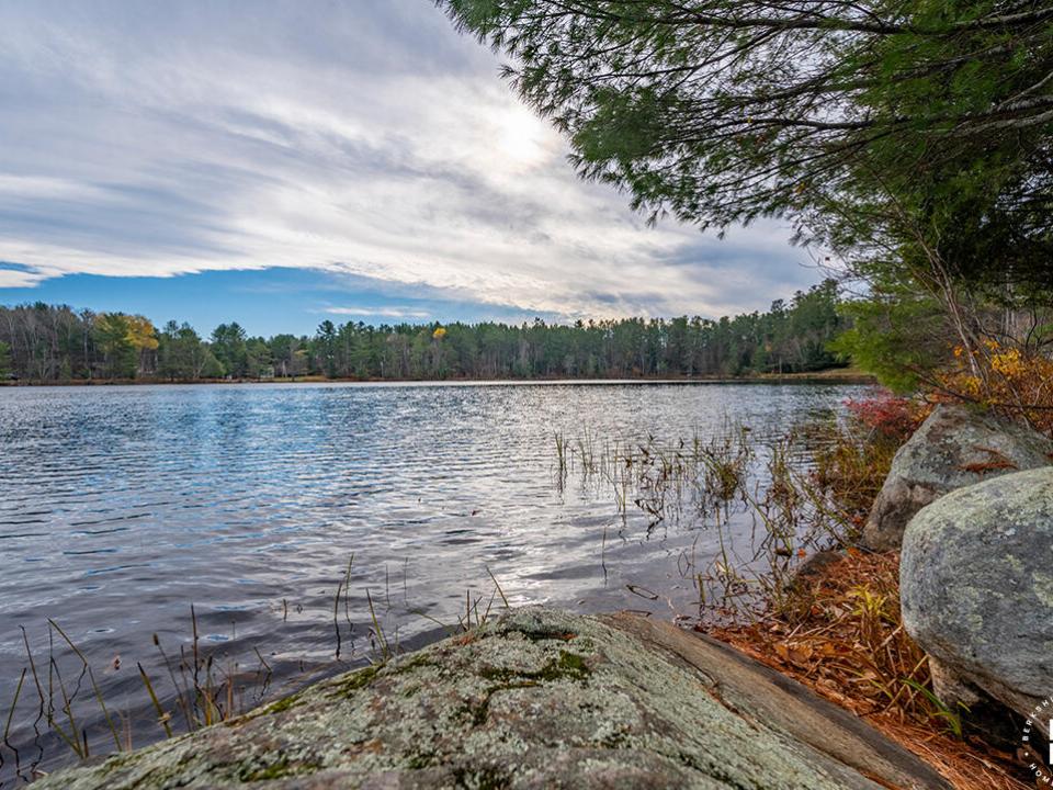 SaranacLakeHomeOnForestHillAve_PS_Rock_V