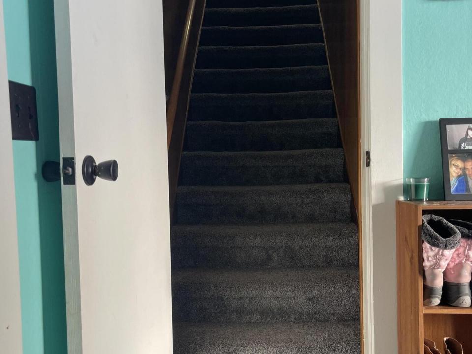 78569765199__9240FDA7-C92C-423D-A050-DE0